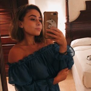 Meet your Posher, Julia